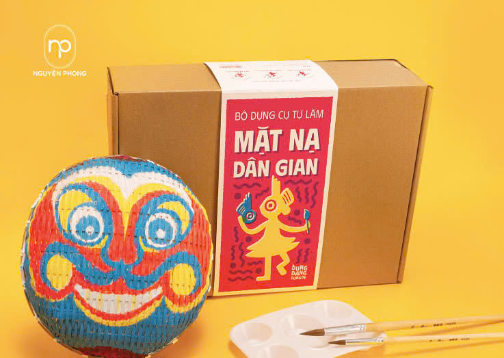 Hộp quà carton làm nổi bật sản phẩm